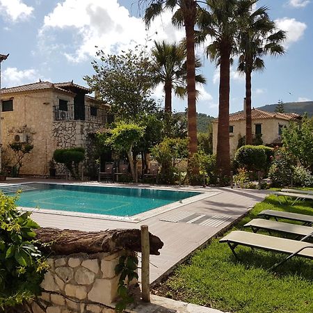 Castello Bellos Villas & Apartments Keri Exterior foto