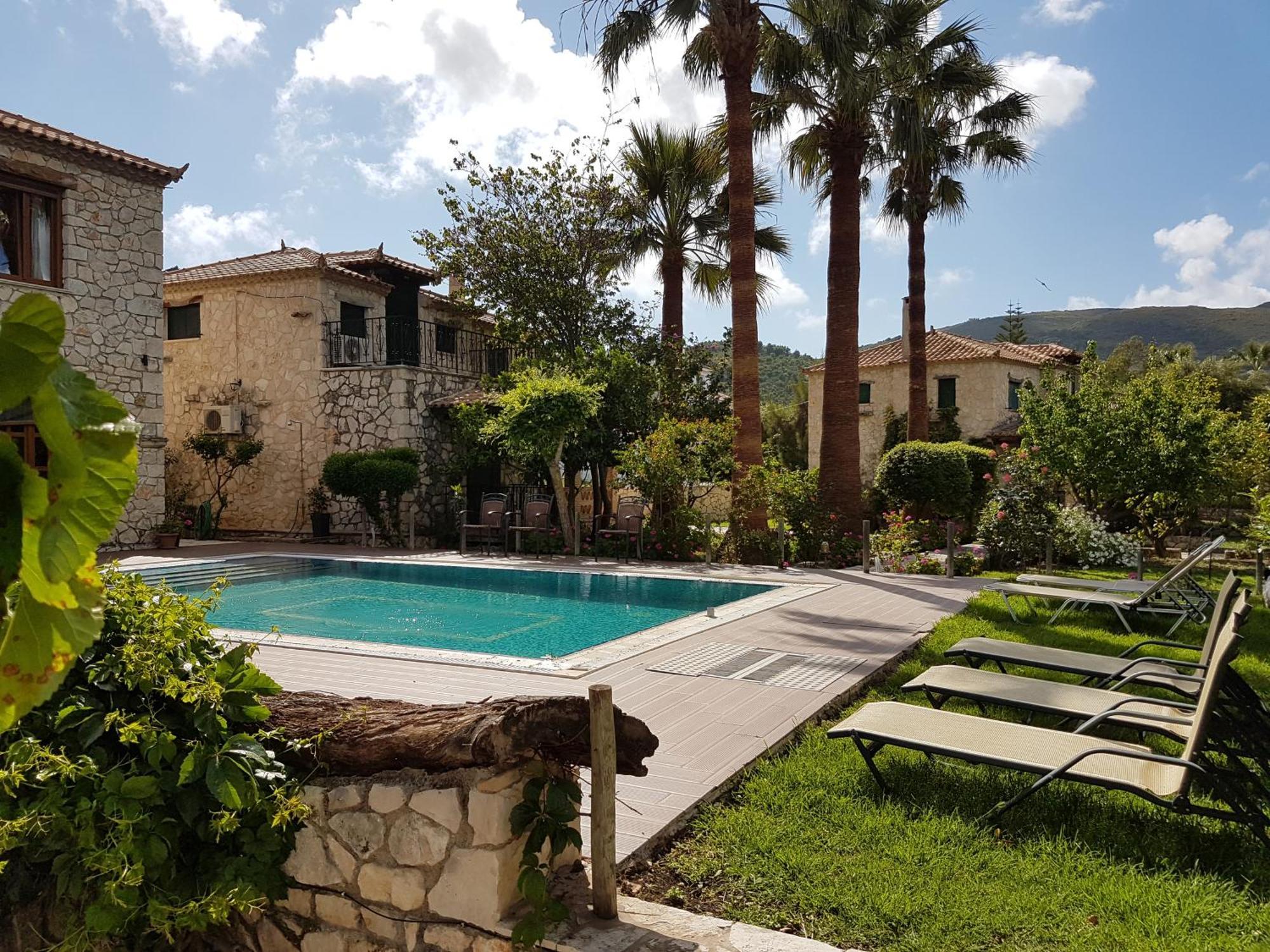 Castello Bellos Villas & Apartments Keri Exterior foto